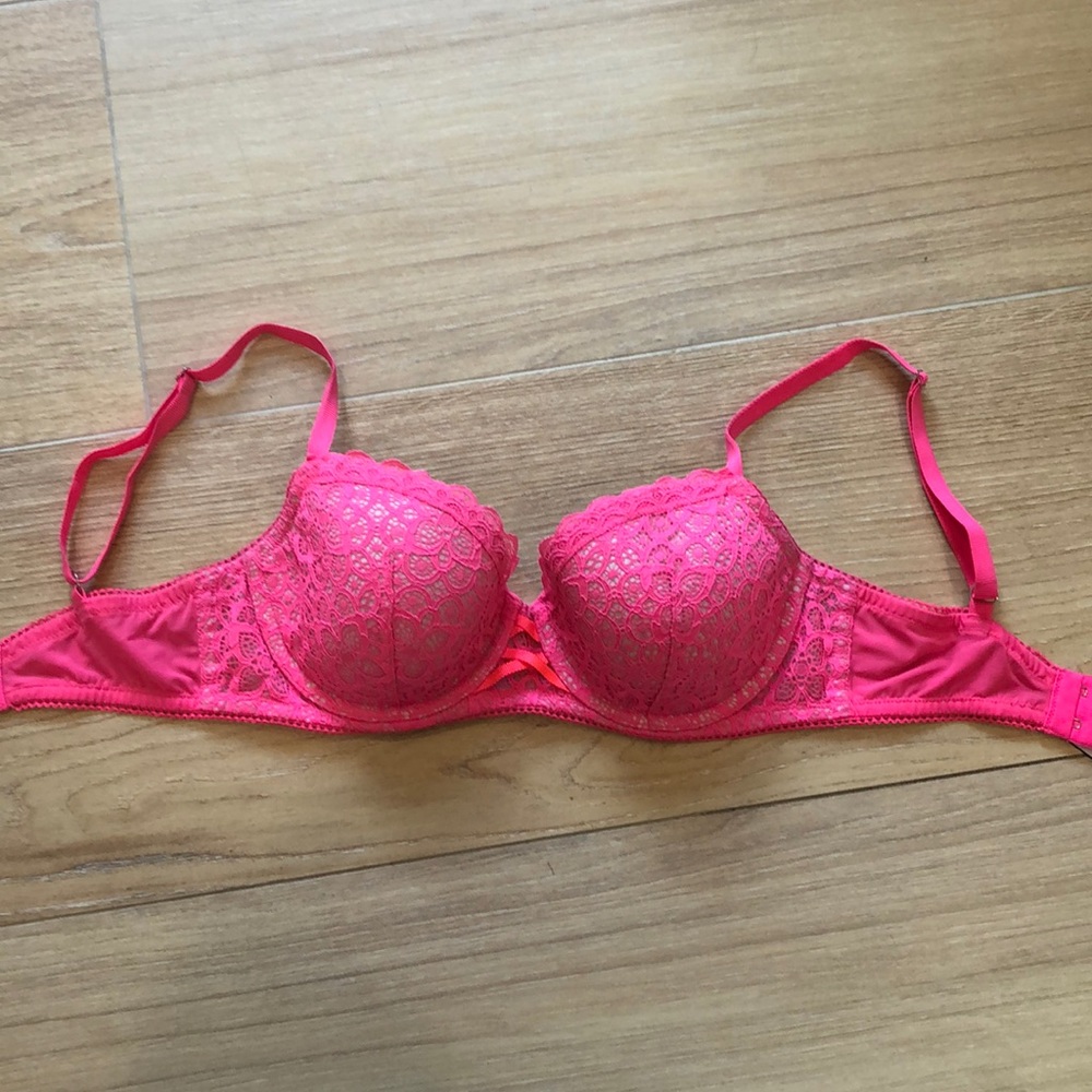 Victoria’s Secret 32dd